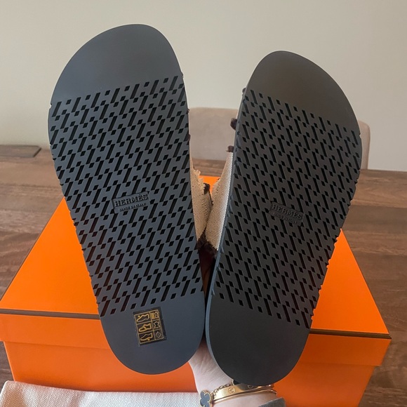 SOLD Hermes Fringe Chypre Sandals - Picture 12 of 13